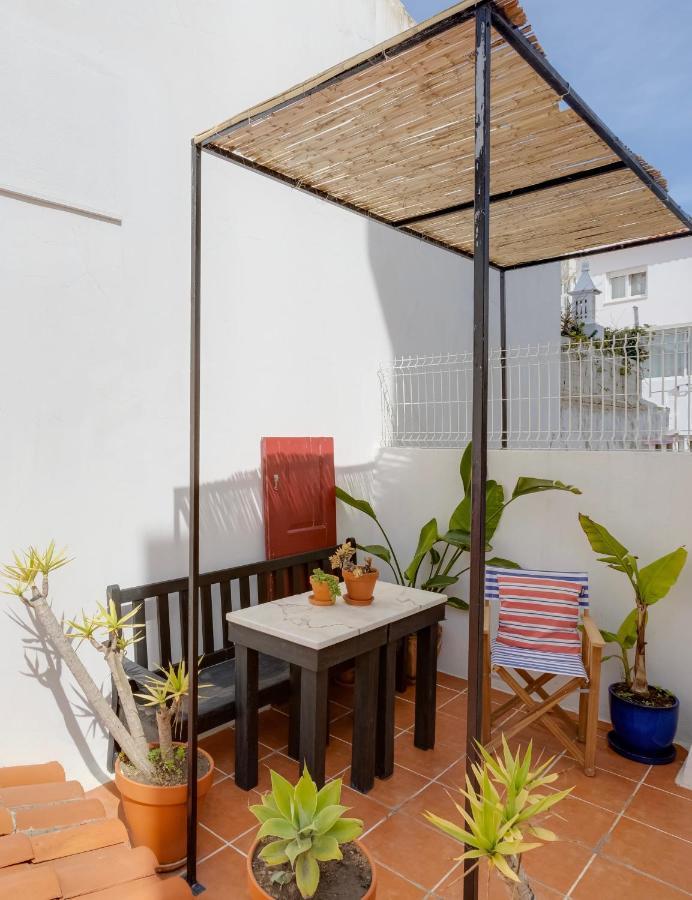 Your Vintage Townhouse Lagos Bagian luar foto